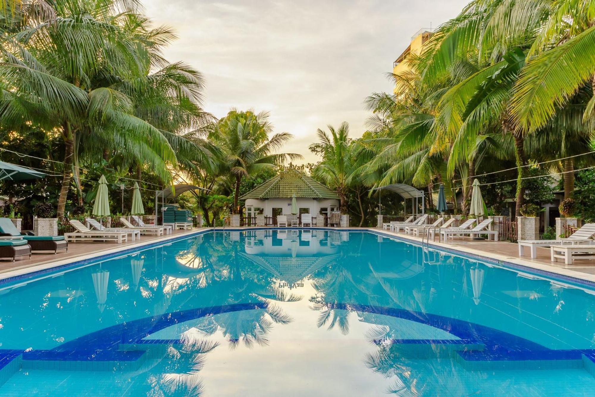 Phu Van Resort & Spa Дуонг-Донг Экстерьер фото